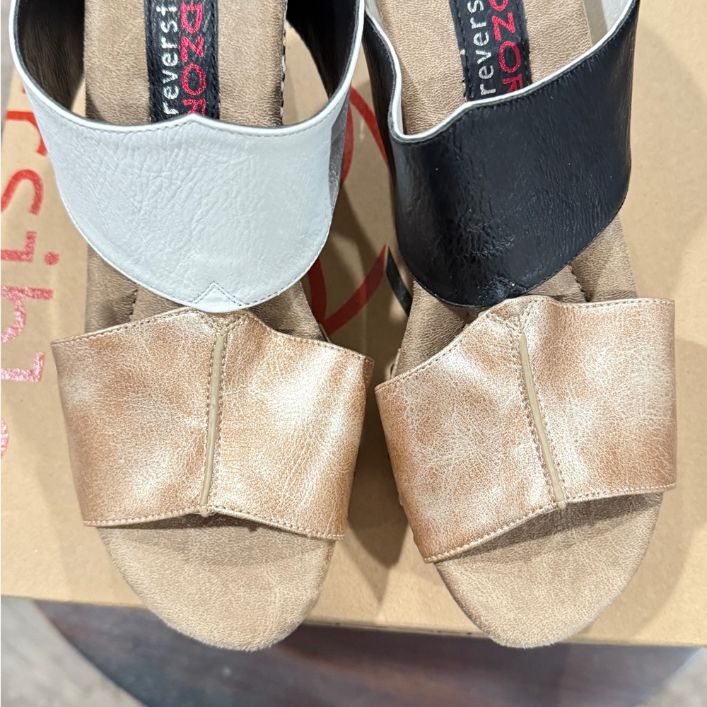Stylish Black and White Sandals Modzori Reversibles style 191303 wedge